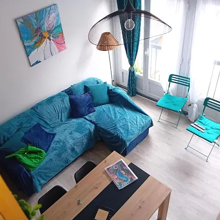 Maison Charmante Clim Et Balcon En Centre * Marseillan (Herault)