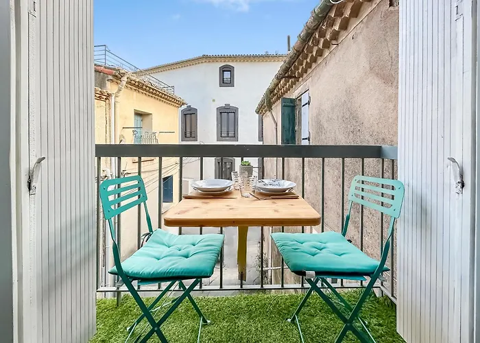 Maison Charmante Clim Et Balcon En Centre Marseillan (Herault)