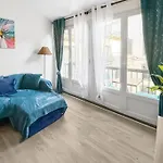 Maison Charmante Clim Et Balcon En Centre * Marseillan (Herault)