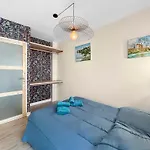 Maison Charmante Clim Et Balcon En Centre * Marseillan (Herault)