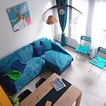 Maison Charmante Clim Et Balcon En Centre * Marseillan (Herault)
